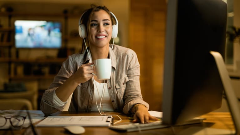 Independent reviewer analyzing a product purchase at their workstation